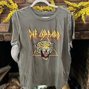 Vinyl Icons Tops Def Leppard T Shirt Poshmark